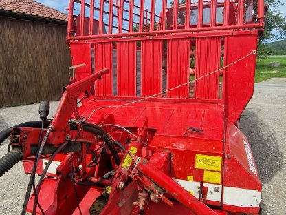 Bild 5:Ladewagen Pöttinger Ernteboss II