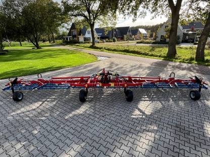 Bild 2:Hatzenbichler 9 m Weeder