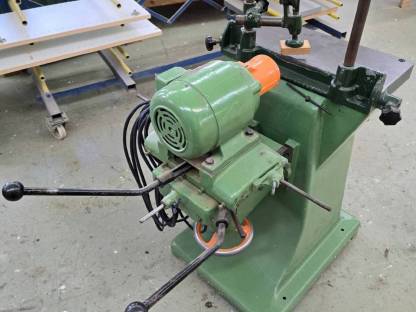 Bild 2:Langlochbohrmaschine Frommia 271