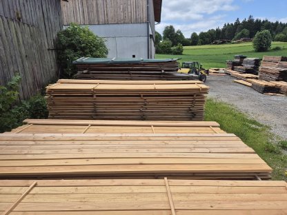 Bild 6:Lärchenbretter