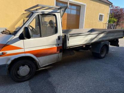 Bild 2:Ford Transit Pritsche