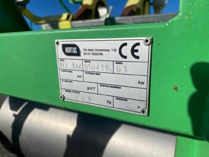 Bild 5:Hortus Folienpflanzmaschine H2 144