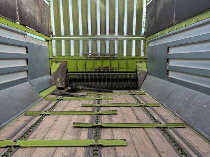 Bild 6:Ladewagen Claas Sprint 330U