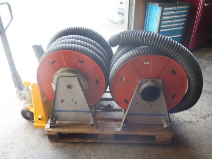 Bild 2:Nedermann Werkstatt Abgasaufroller