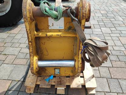 Bild 4:Reißzahn 20t Cat Bagger