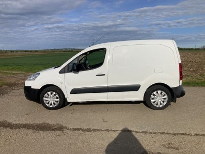 Peugeot Partner Bj2008 230000km Gutachten 11-25 3800€