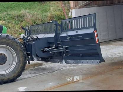 Bild 2:Maisschild 5,5 m