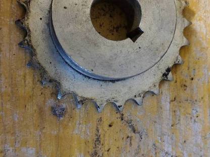 Bild 5:Kettenräder und Konusklemmbuchsen