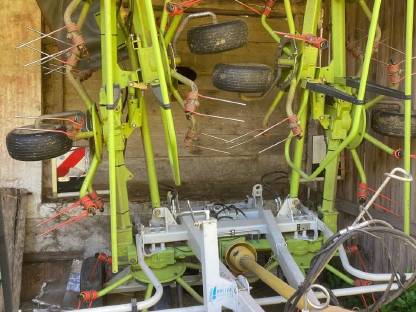 Claas Volto 900T
