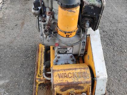 Bild 2:Rüttelplatte Wacker DPS 3050
