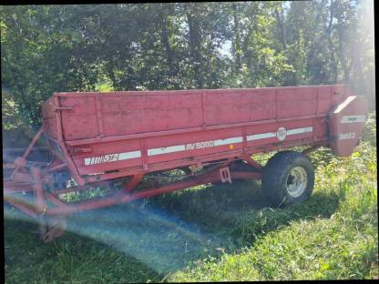 Bild 3:Miststreuer JF AV5000