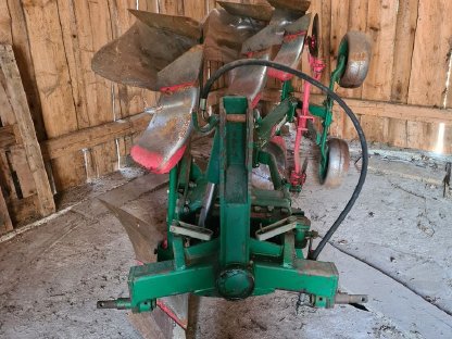 Bild 4:Regent Saturn MX 3-Schar Drehpflug