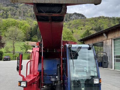Bild 2:SILOKING 13m3 Selbstfahrender Futtermischwagen