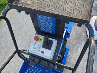 Bild 5:Arbeitsbühne Hebebühne Gelenkmastbühne Hubsteiger UpRight MB