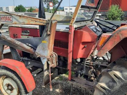 Bild 3:Steyr 540 Plus mit neuem Pickerl