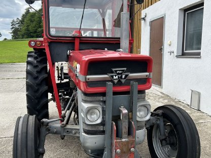 Bild 2:Massey Ferguson 135