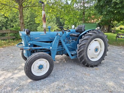 Bild 4:Fordson Super Dexta, Frontlader, ohne Heckstapler
