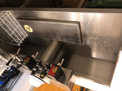 Bild 4:Schankanlage komplett mit Carbonator