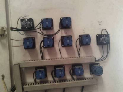 Bild 2:Stromverteiler