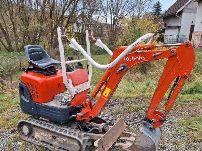 Kubota K008-3