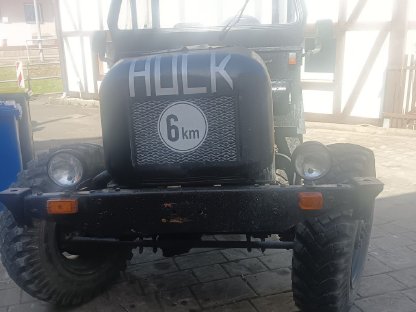 Traktor mit Einrad-Getriebe