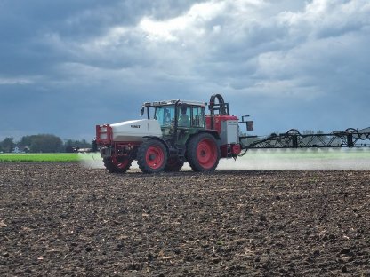 Bild 3:Fronttank Fendt GT