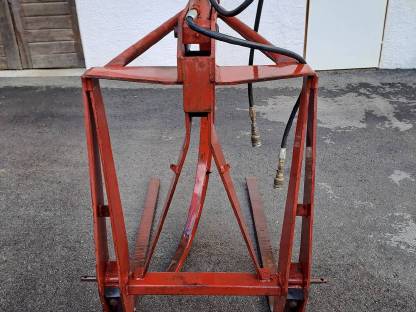 Bild 6:Gabelträger inkl. hydr. Holzzange