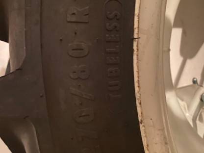 Bild 2:Zwillingsreifen Mitas