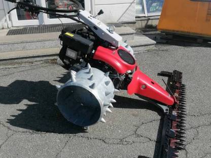 Bild 2:AEBI CC 110 und CC 36