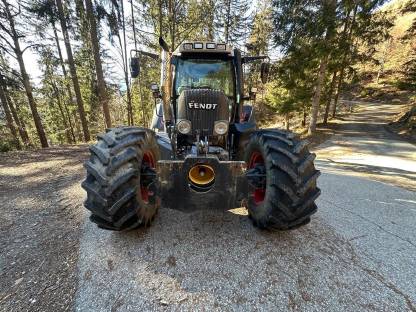 Bild 2:Fendt 718