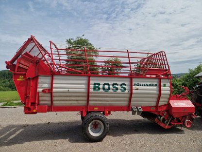Bild 2:Ladewagen Pöttinger Ernteboss II