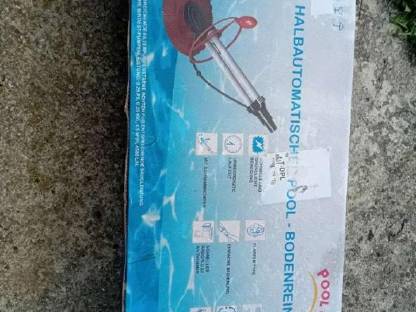 Bild 4:Halbautomatischer Pool Bodenreiniger