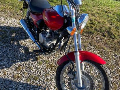 Bild 2:Kawasaki Eliminator 125