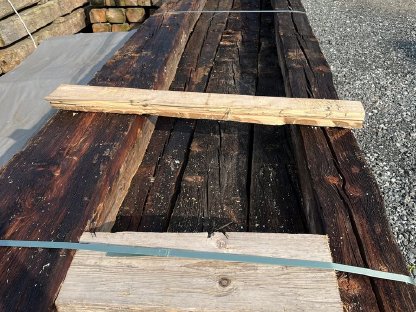 Bild 4:Sonnenverbrannte Blockwände