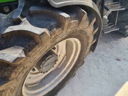 Bild 7:Deutz DX 3.65 Traktor