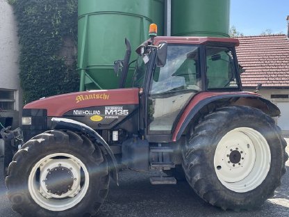 New Holland M135