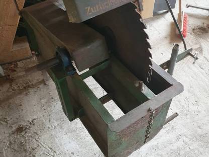 Bild 6:Wippsäge, Brennholzkreissäge, Kaheli Zapfwellensäge KS 700