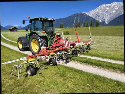 Verkaufe Pöttinger Kreiselheuer 6.69