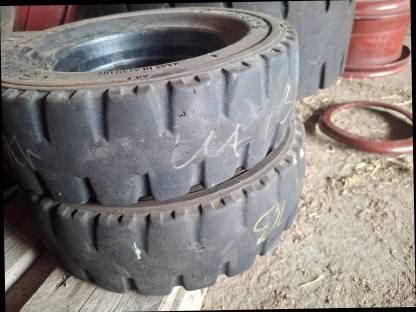 Bild 2:Staplerreifen 15x4 1/2-8 Gumasol