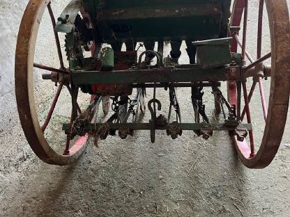 Bild 3:Hassia Sämaschine