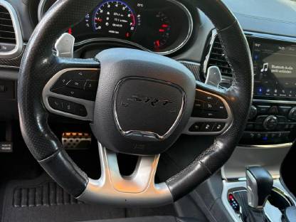 Bild 6:Jeep Grand Cherokee SRT