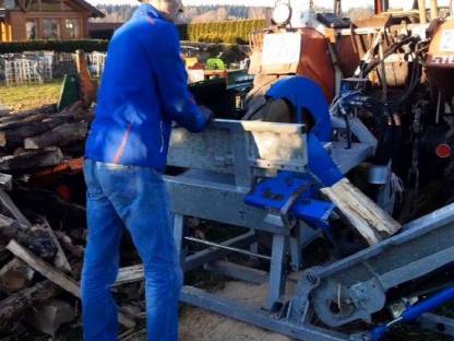 Bild 3:Binderberger WS 700 Förderband-Kreissäge