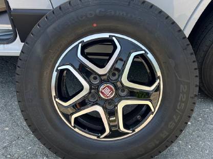 16-Zoll Sommerreifen mit original Fiat Ducato Alufelgen