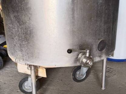 Milchtank Alfa-Laval 300 l mit Kühlung