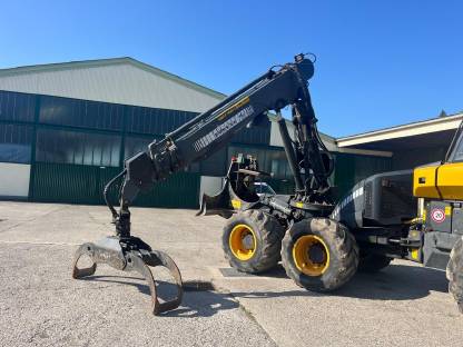 Bild 2:Herzog Traktionswinde, Ponsse Ergo mit Kran und Seilwinde