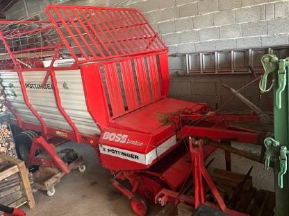 Bild 2:Pöttinger Boss Junior Ladewagen