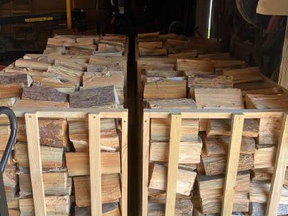 Brennholz ofenfertig und trocken