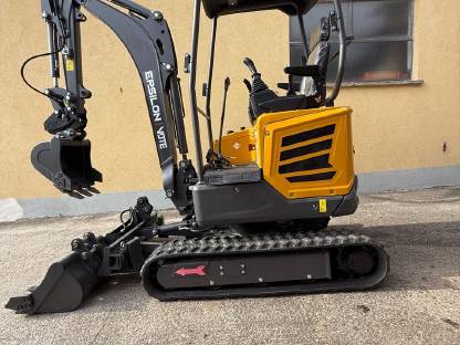 Bild 2:Minibagger Epsilon Vote Kubota D902