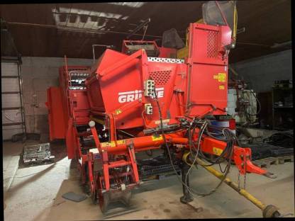 Grimme SE 75/30 UB mit Zwiebelaufnahme