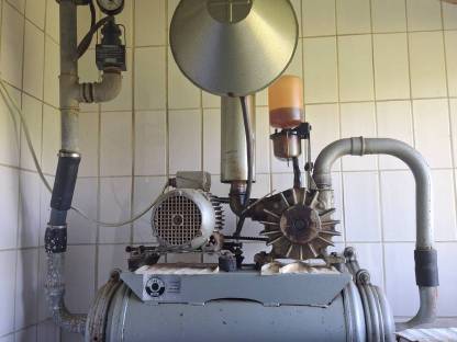 Bild 4:Melkanlage Milchleitung Melktechnik